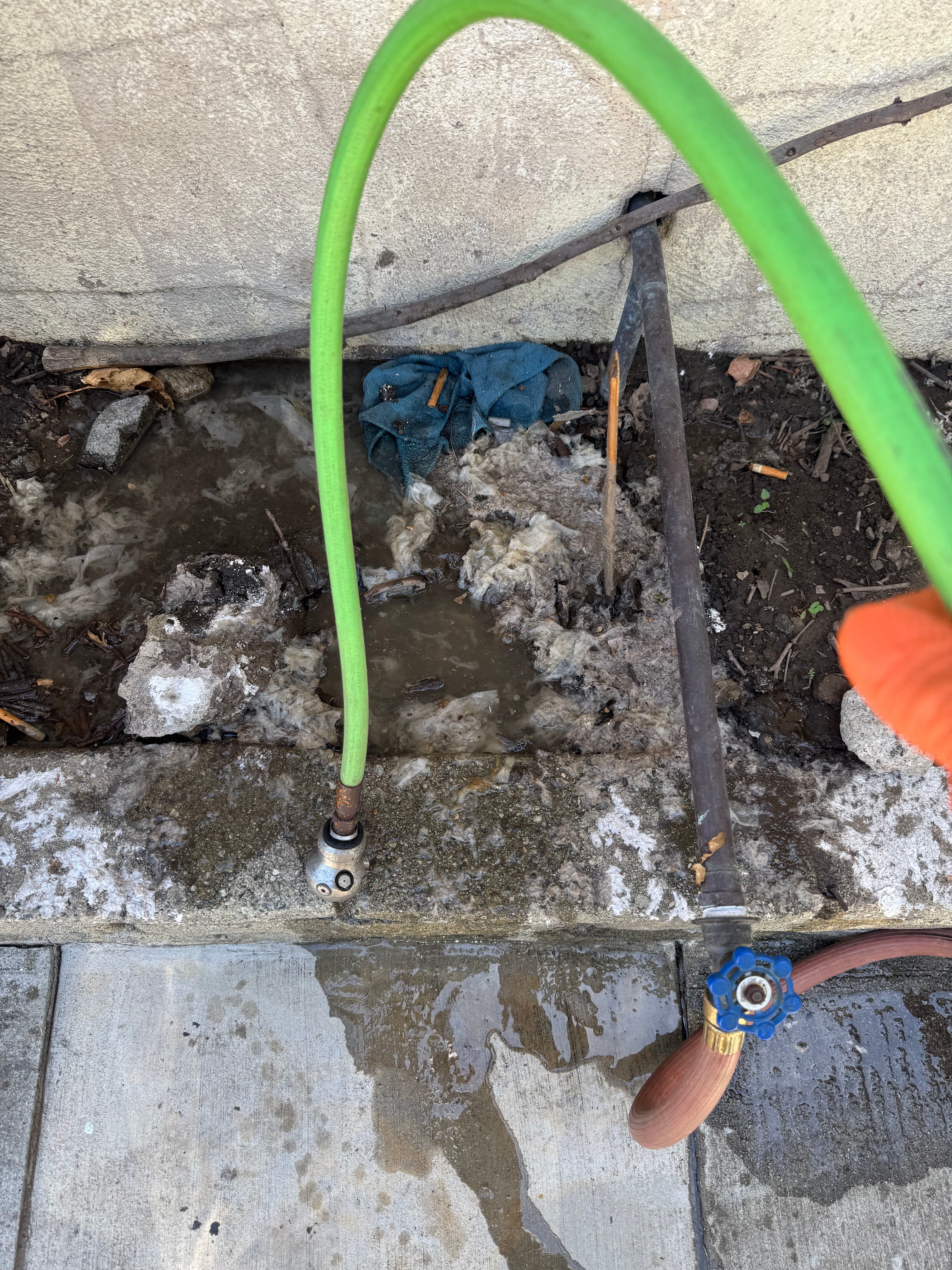 Project Hydro Jetting Clears Root Intrusion From Main Sewer Line in La Puente image