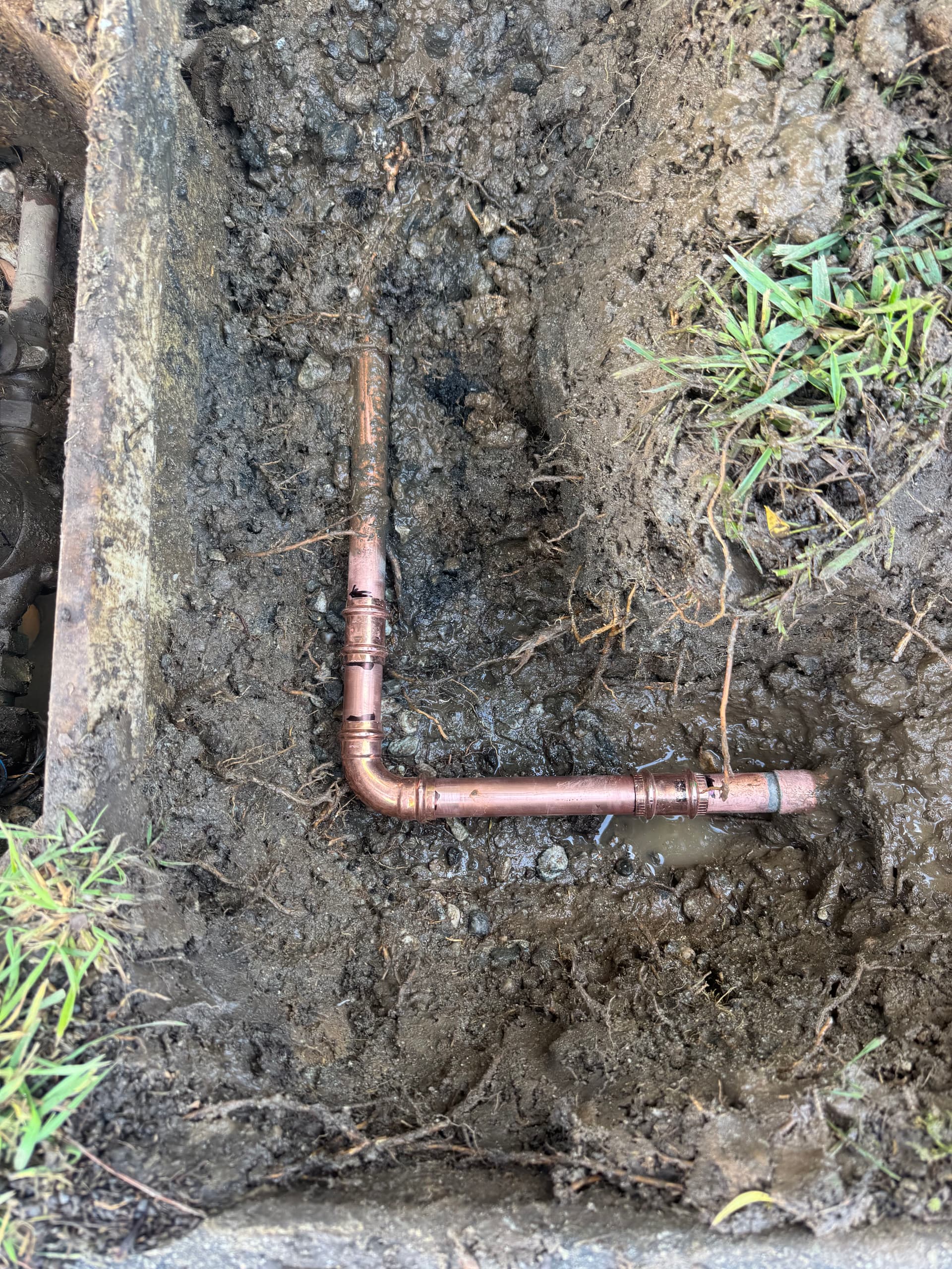 Gallery photos for Copper Water Service Line Pinhole Leak Repair in Whittier: Image #3