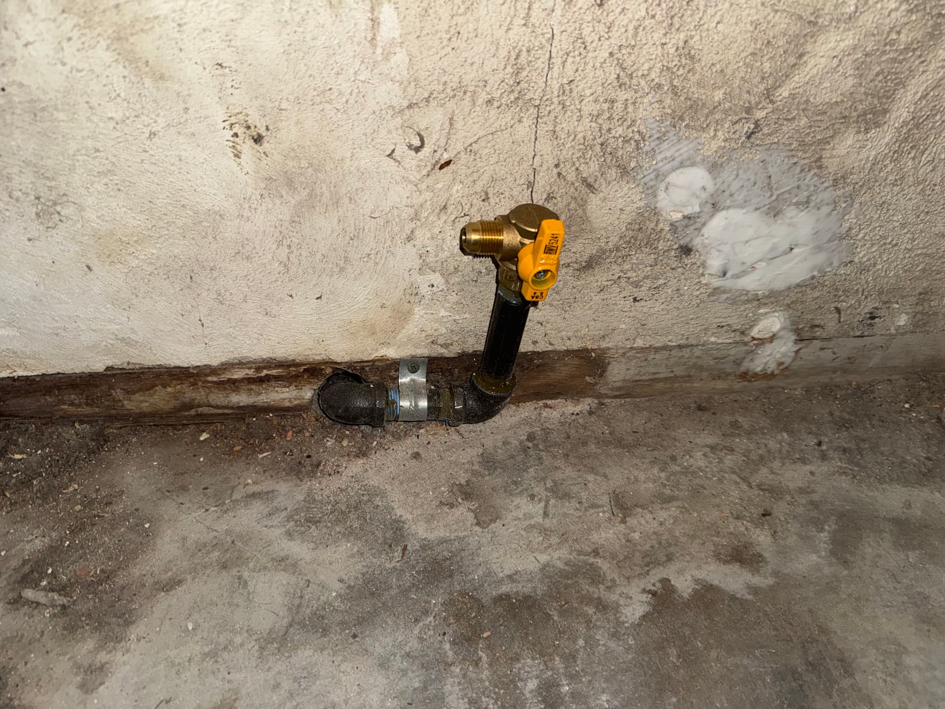 Gas Dryer Line Rerouted and Cleaned Up in Whittier image
