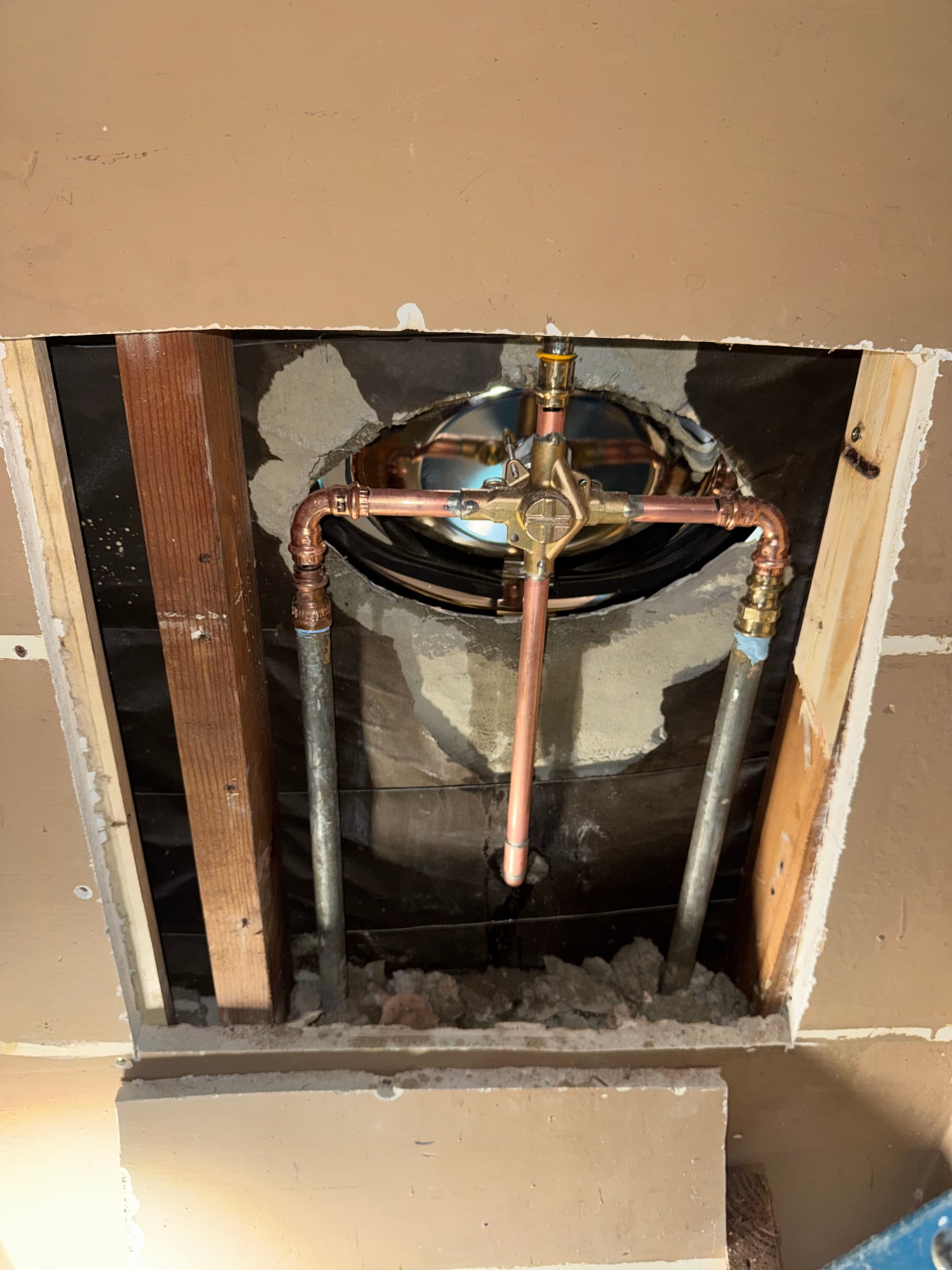 Gallery photos for Seamless Pipe Check and Wall Patching in West Covina: Image #1