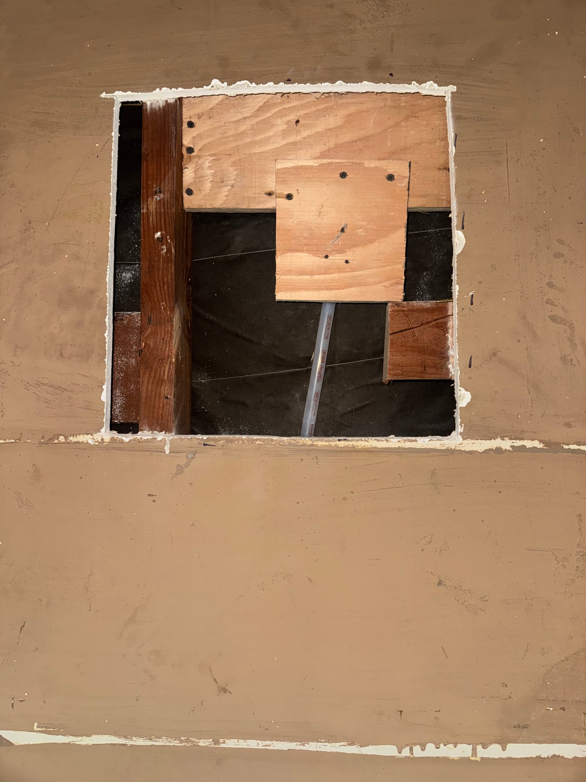 Gallery photos for Seamless Pipe Check and Wall Patching in West Covina: Image #2