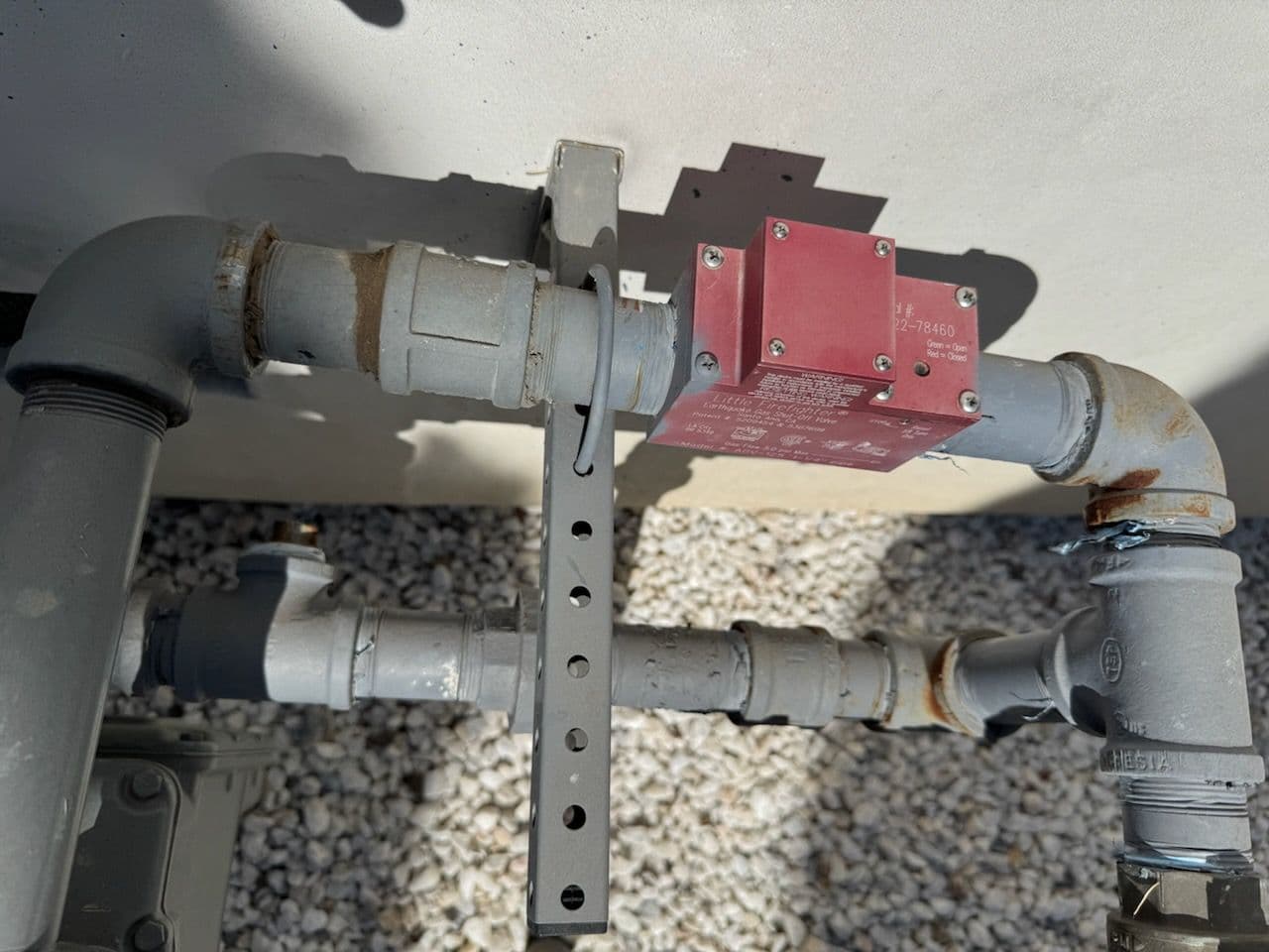 Gallery photos for Earthquake Automatic Gas Shutoff Installed Safely: Image #2