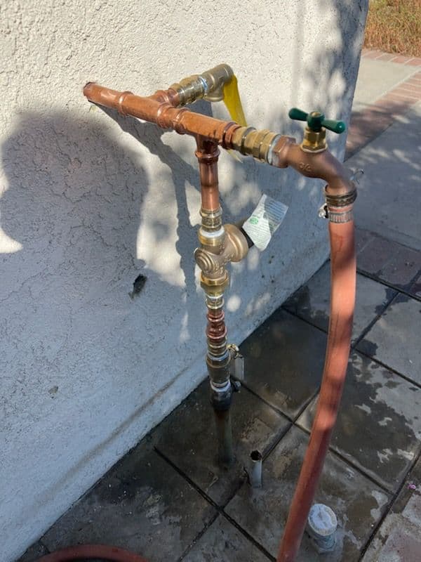 Gallery photos for Outdoor Faucet Installations for Efficient Watering Solutions: Image #2