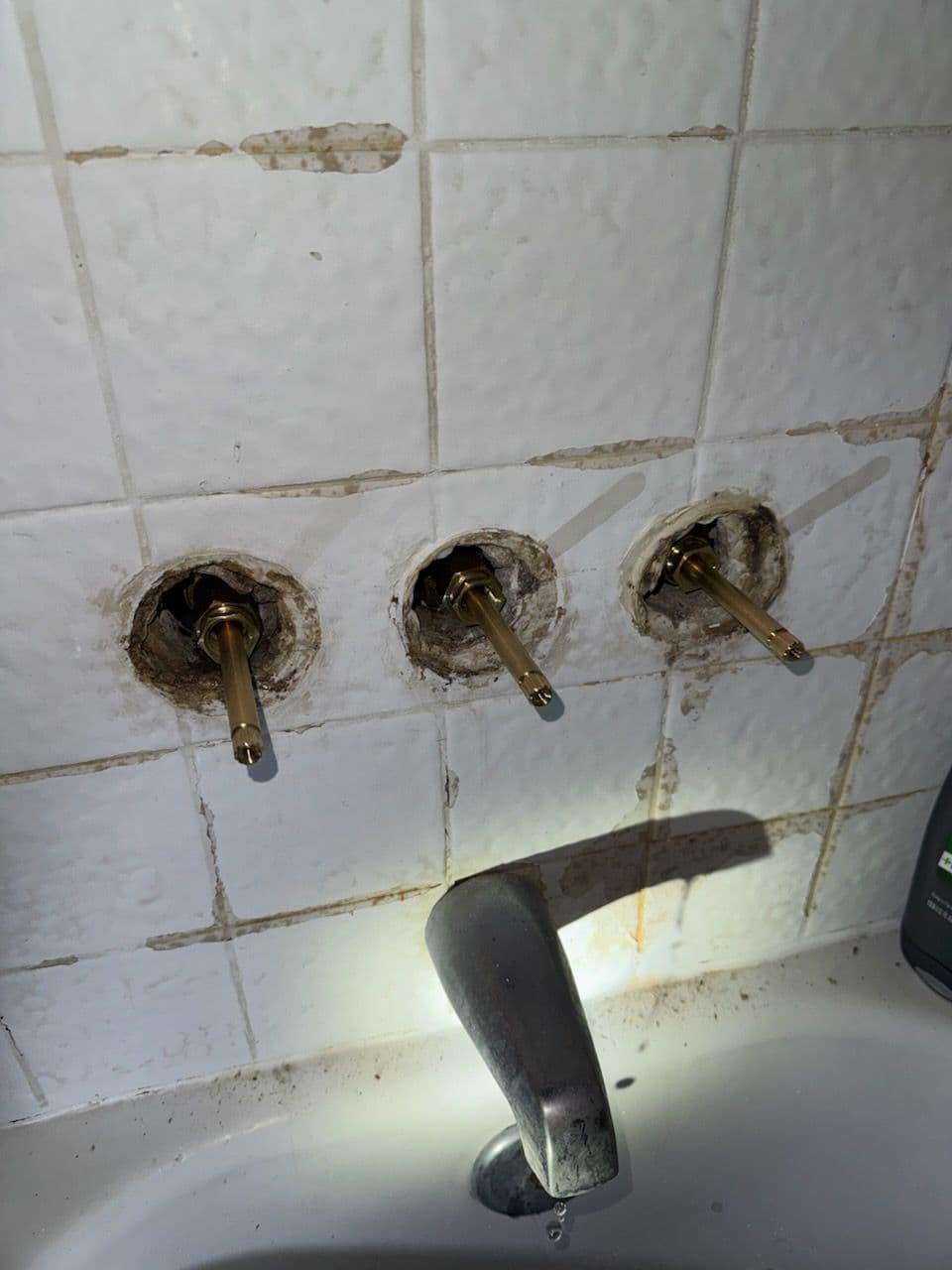 Gallery photos for Professional Tub Shower Valve Rebuild in West Covina: Image #1
