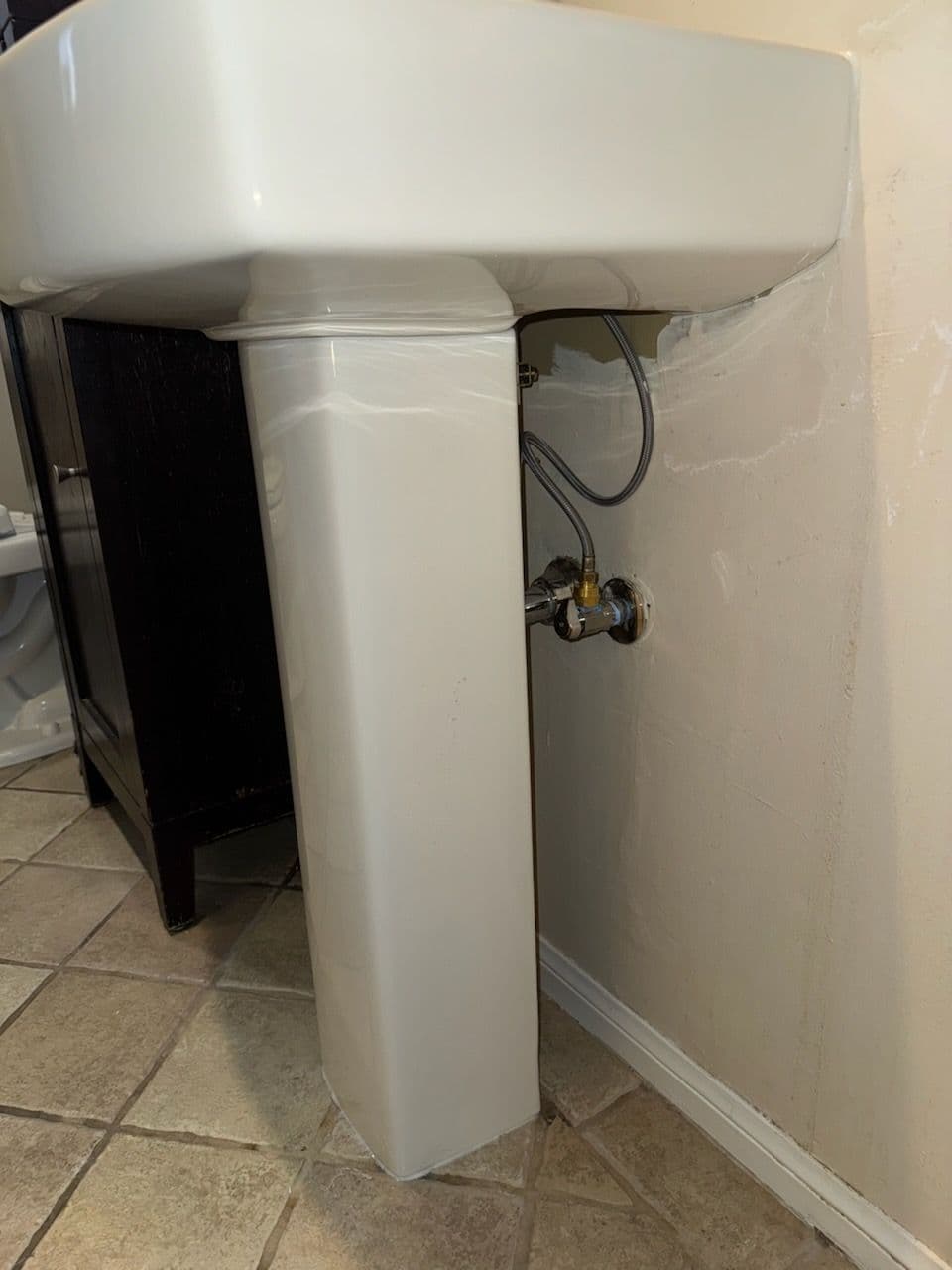 Gallery photos for Bathroom Upgrade with Pedestal Sink Installation in Hacienda Heights: Image #2