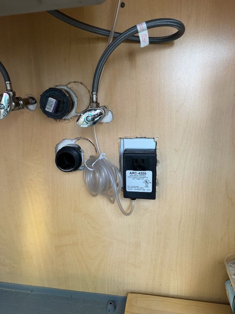 Gallery photos for Flawless Garbage Disposal Installation West Covina: Image #2