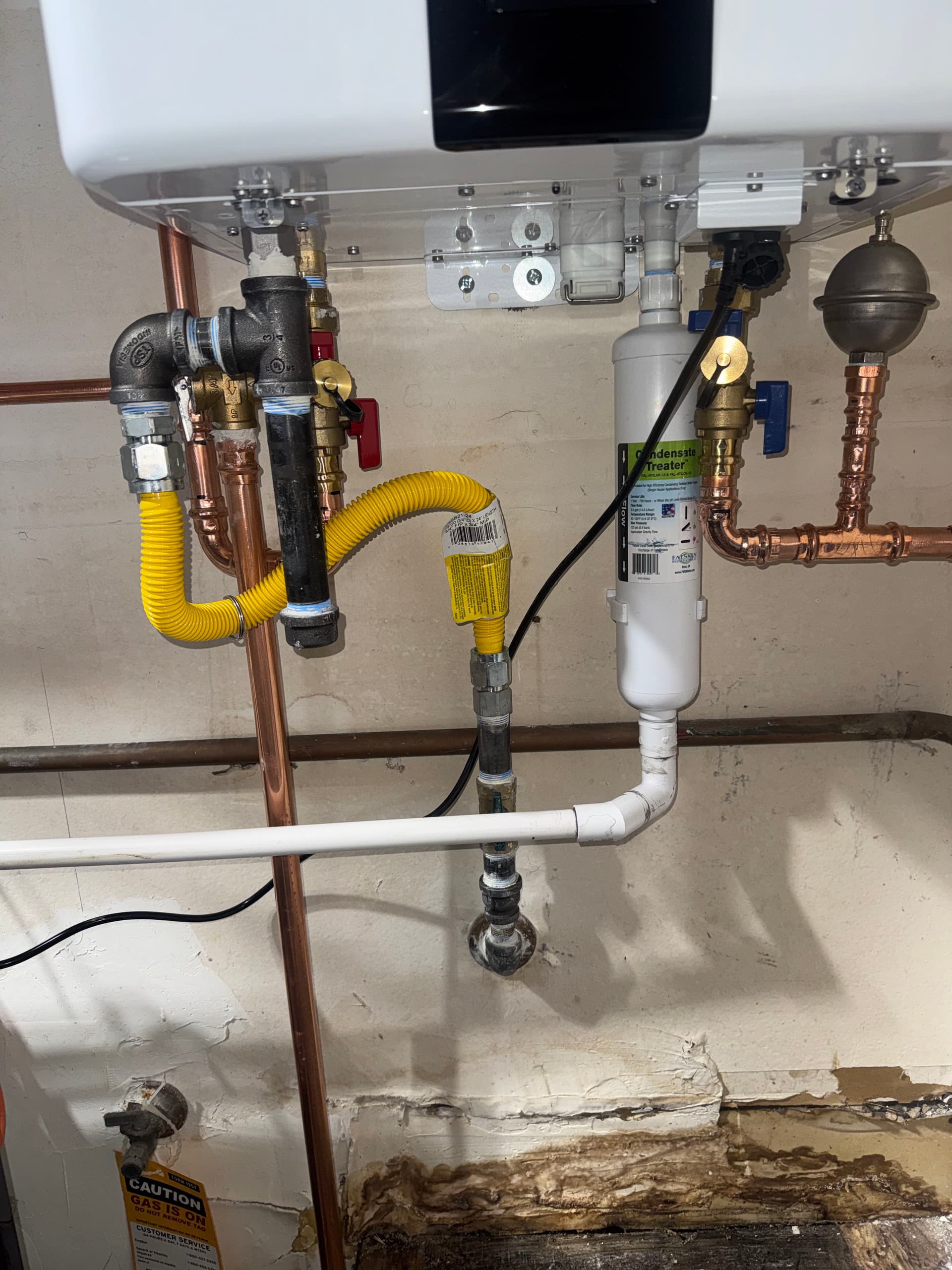 Gallery photos for Tankless Water Heater Installation in Hacienda Heights: Image #1
